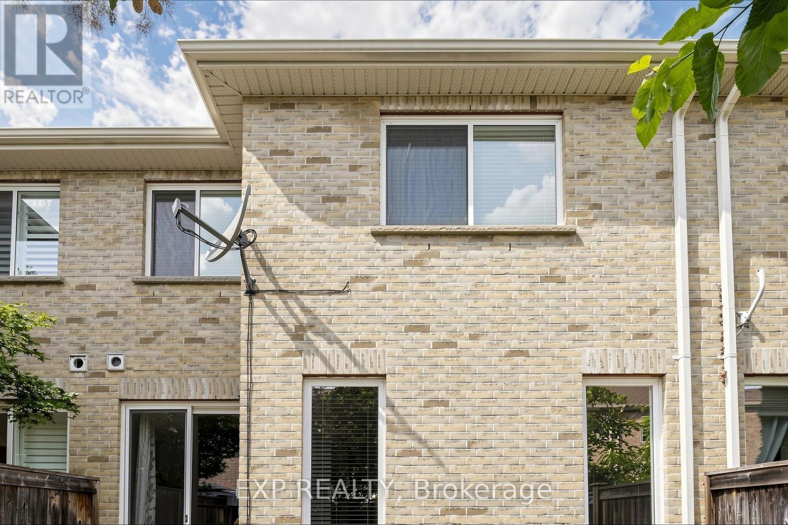 2-28 DOON MILLS DRIVE - 45