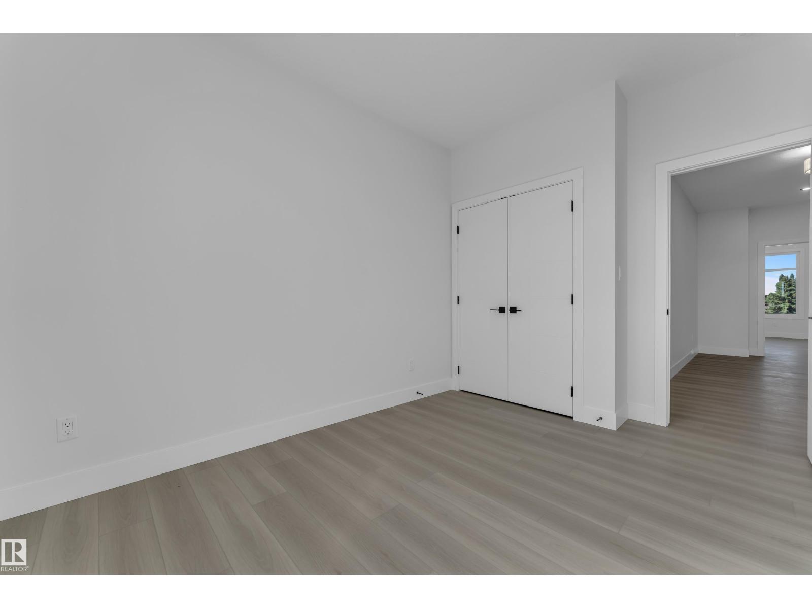 213 Falcon Crescent - 26