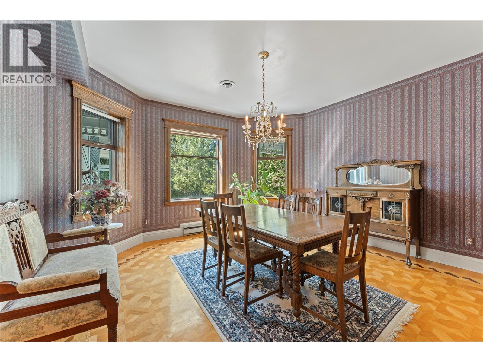 4345 June Springs Road, Kelowna