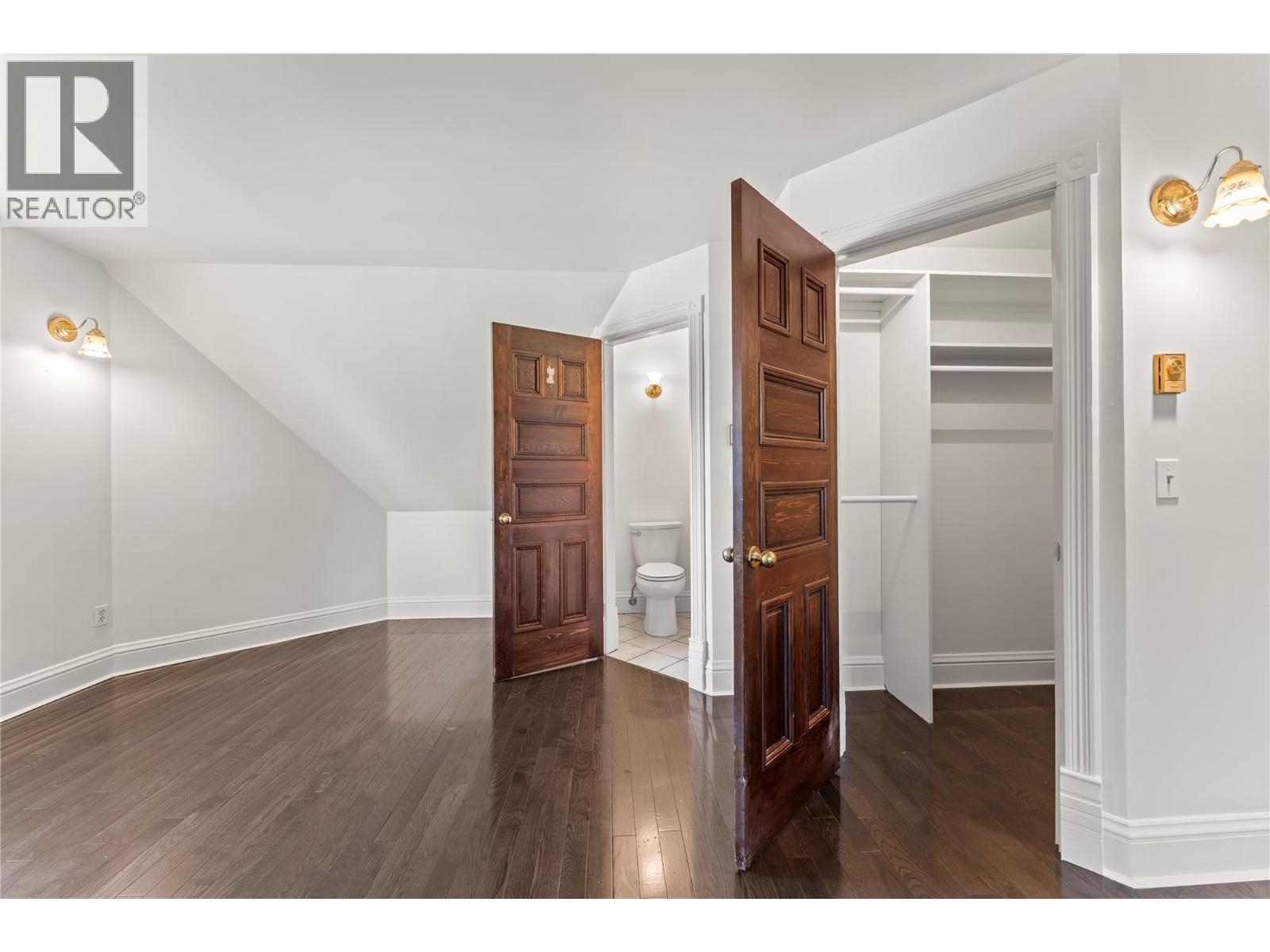 4345 June Springs Road, Kelowna