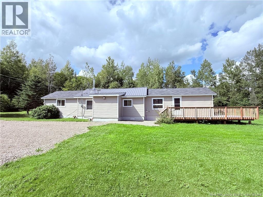 65 Knowlesville Road - 2