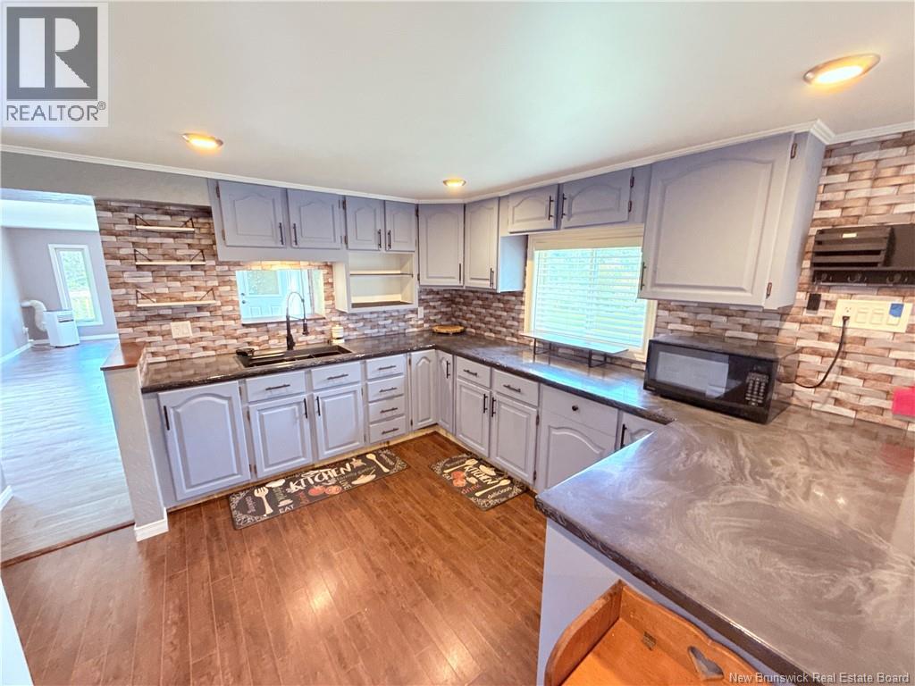 65 Knowlesville Road - 8