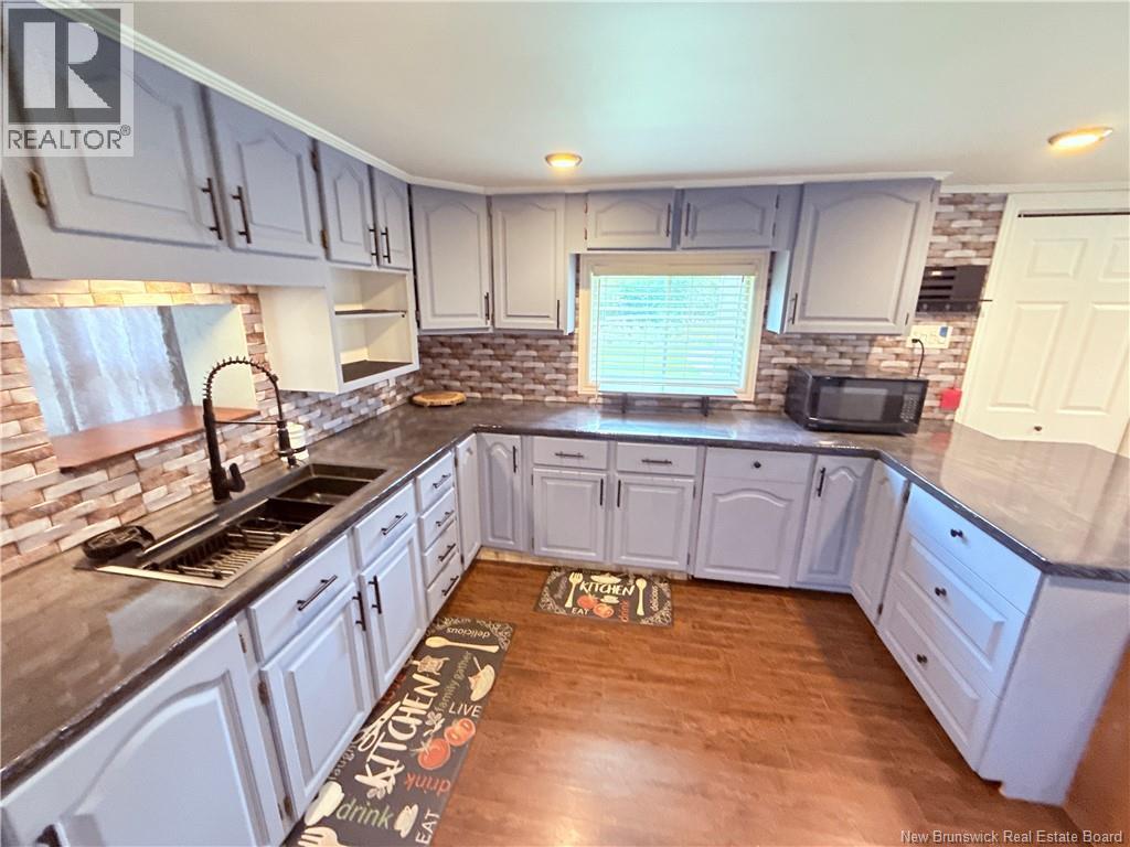 65 Knowlesville Road - 9