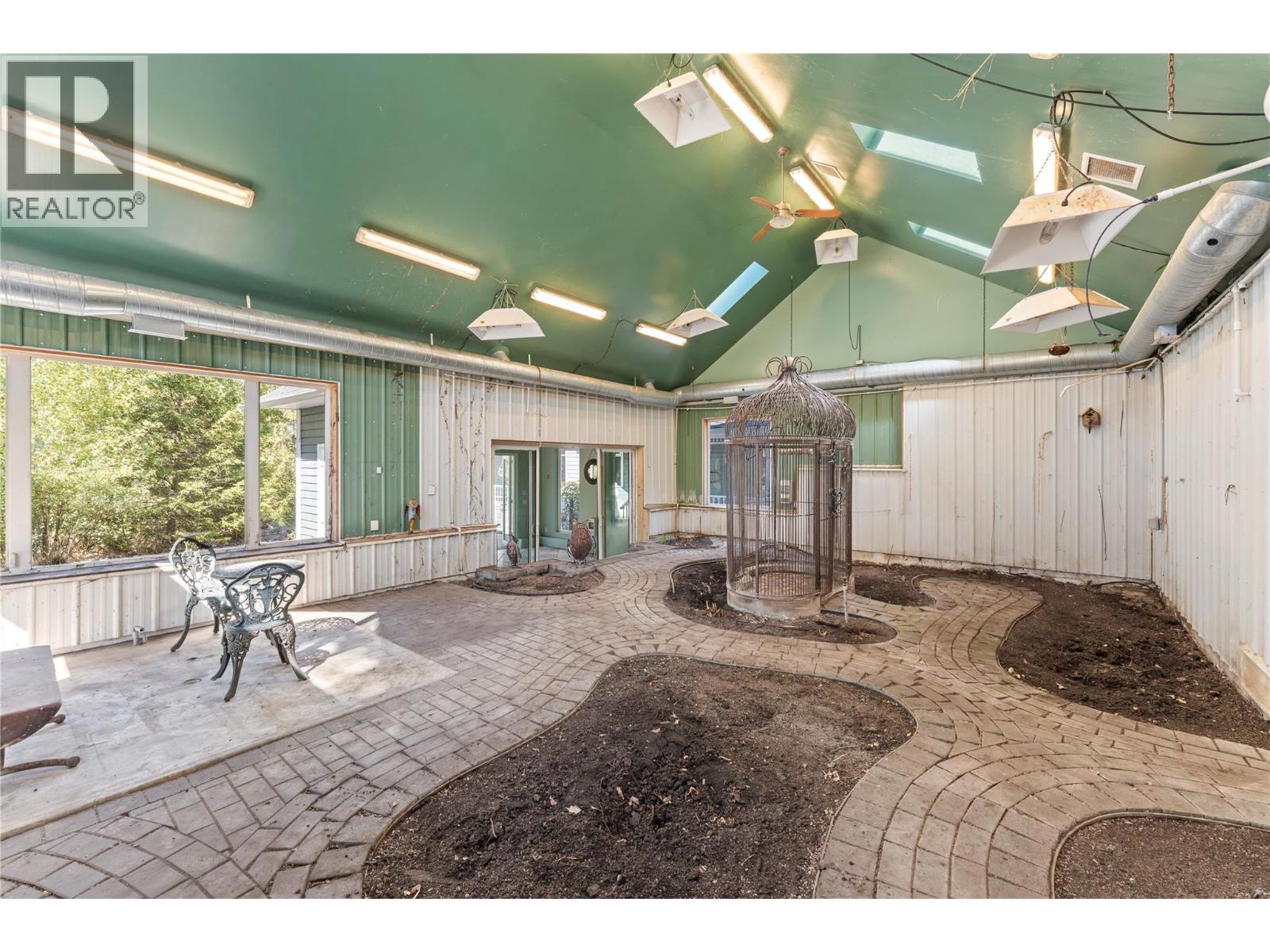 4345 June Springs Road, Kelowna