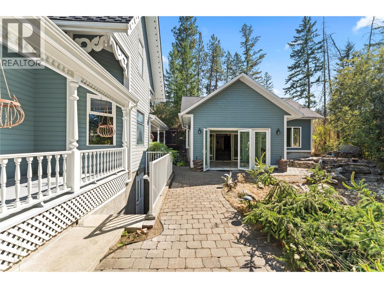 4345 June Springs Road, Kelowna