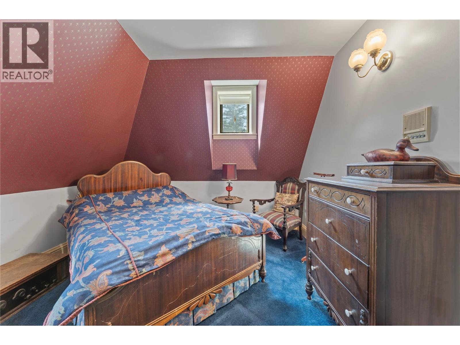 4345 June Springs Road, Kelowna
