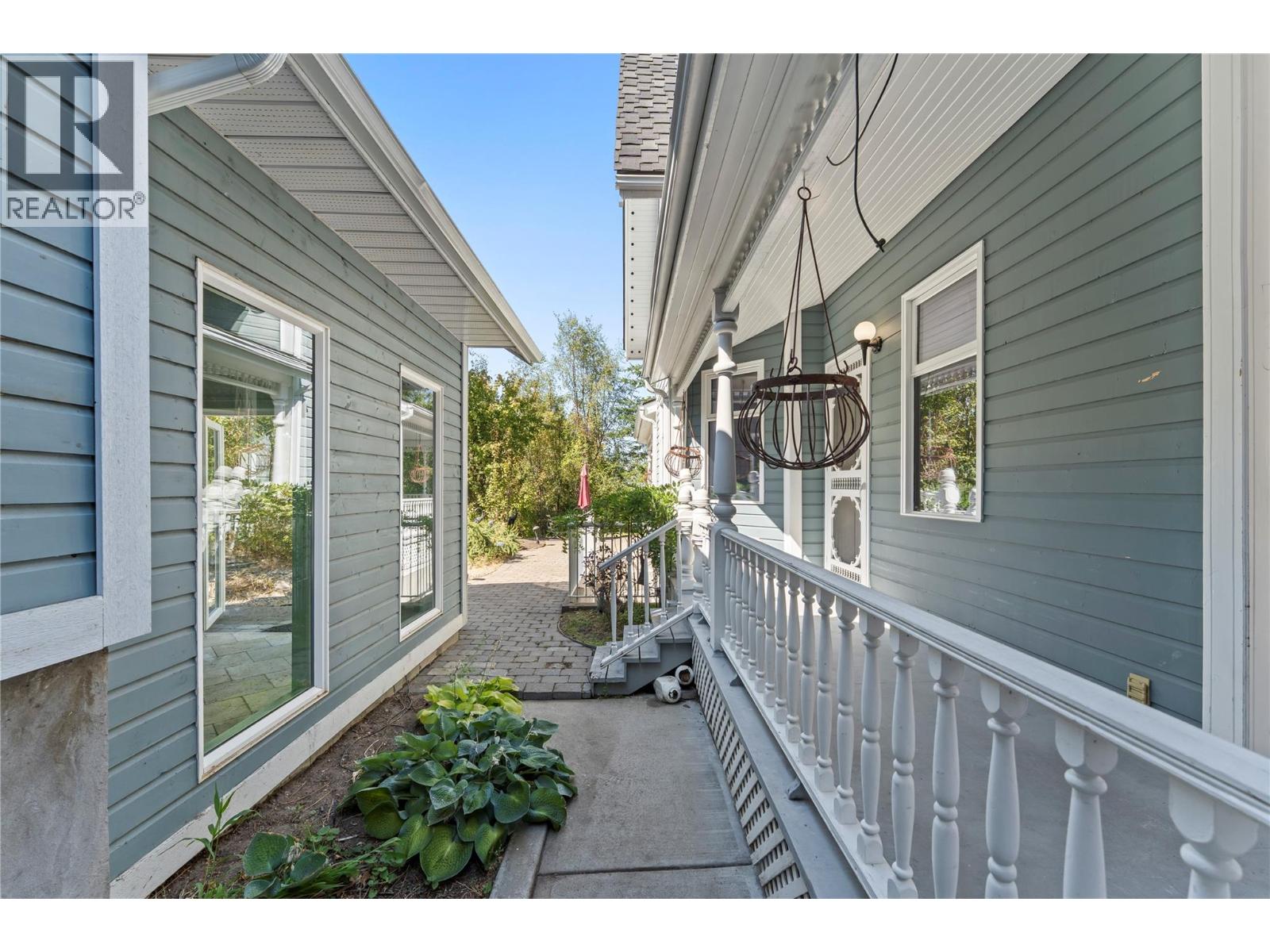 4345 June Springs Road, Kelowna