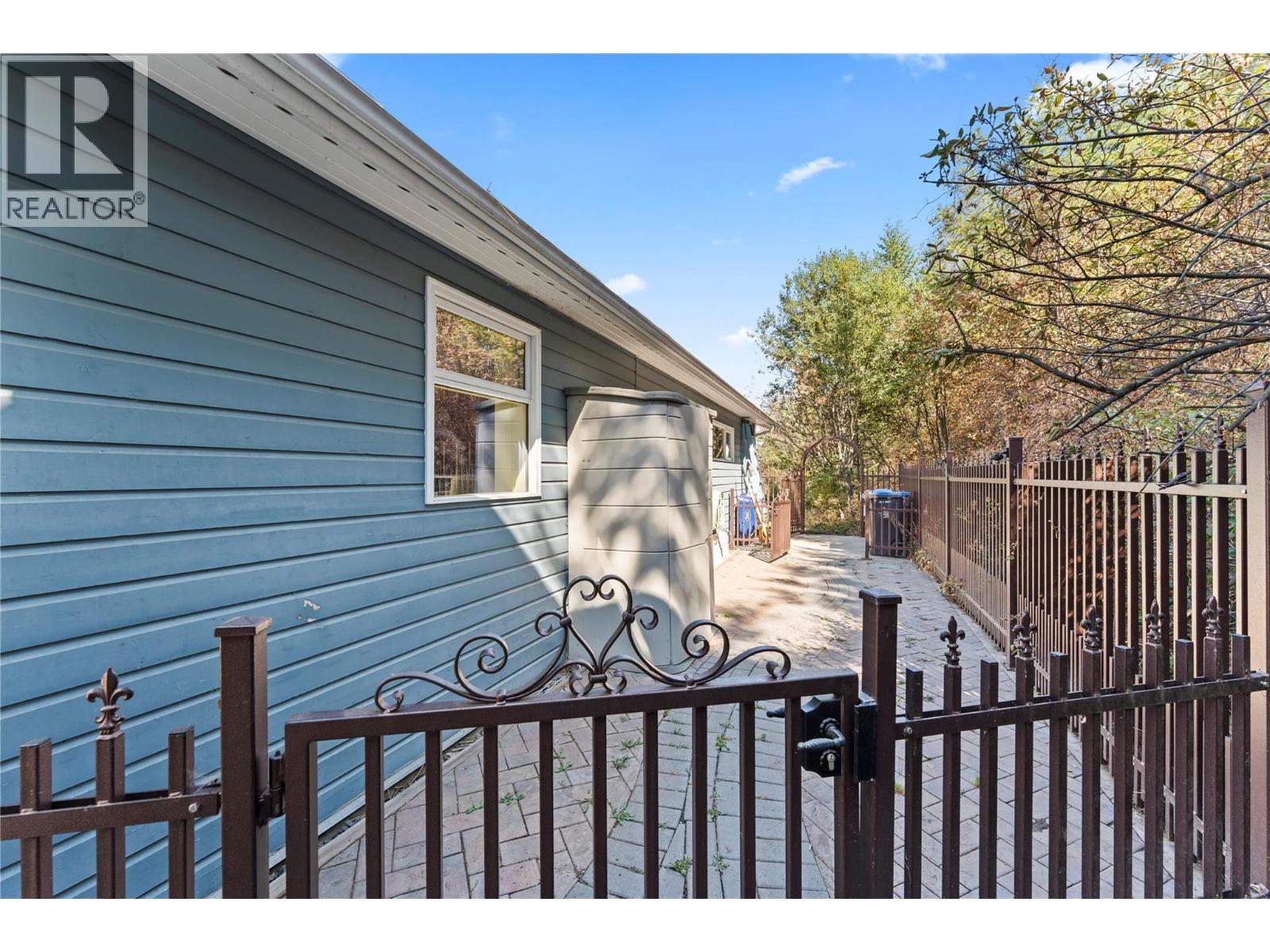4345 June Springs Road, Kelowna