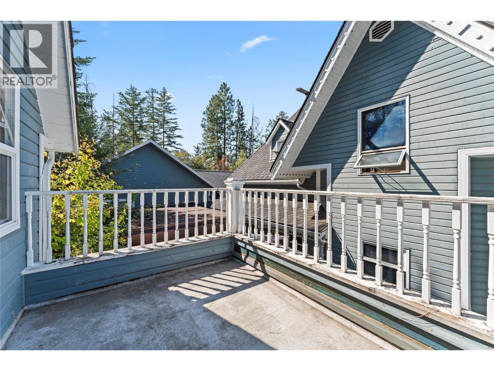 4345 June Springs Road, Kelowna