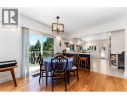 Living room - 330 Saltspring Way, Salt Spring, BC V8K2G7 Photo 14
