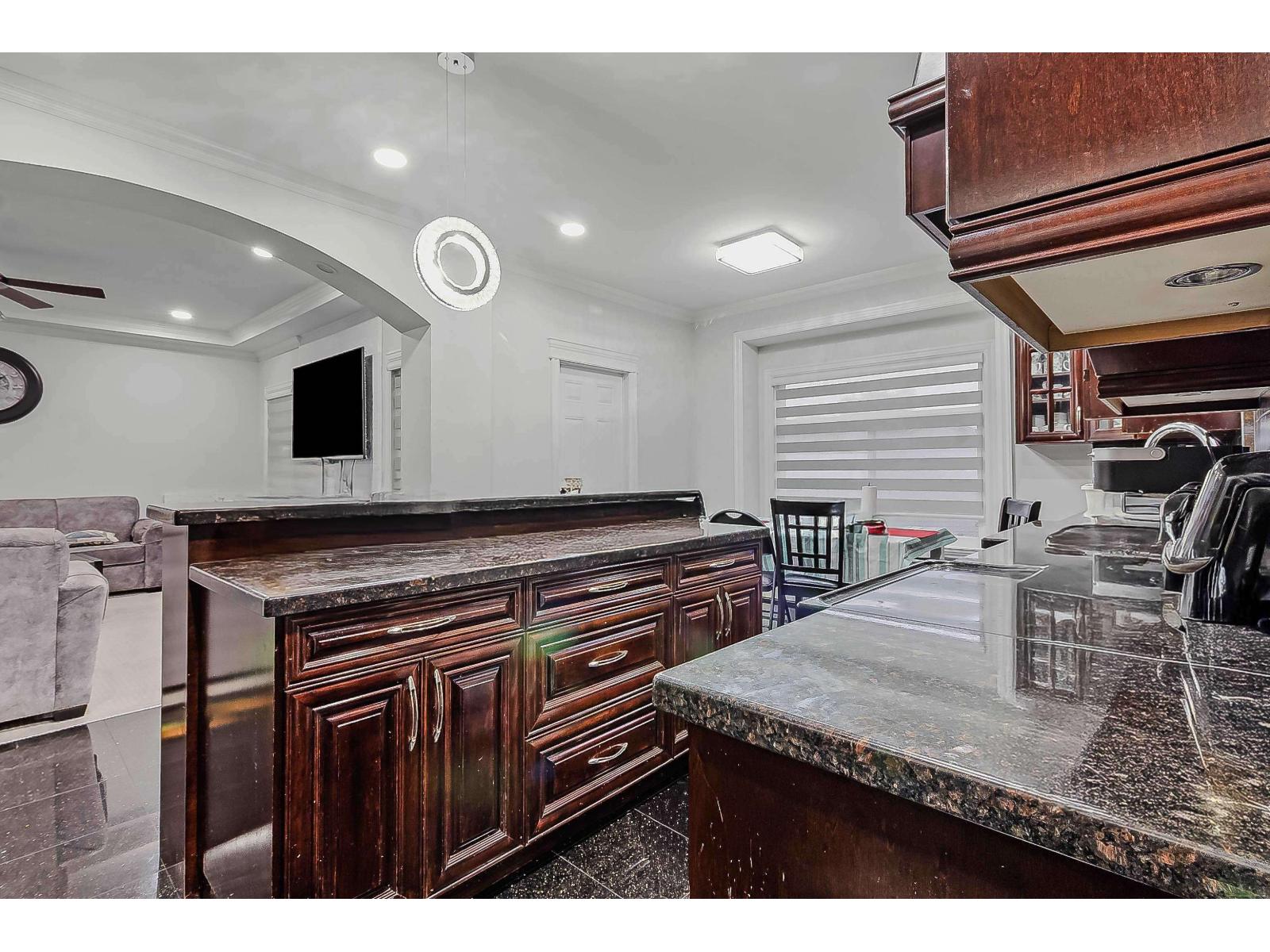 9 Bed, 6 Bath House for Sale in Surrey – 6842 131 STREET, Surrey – MLS# R3158936 - Image 9