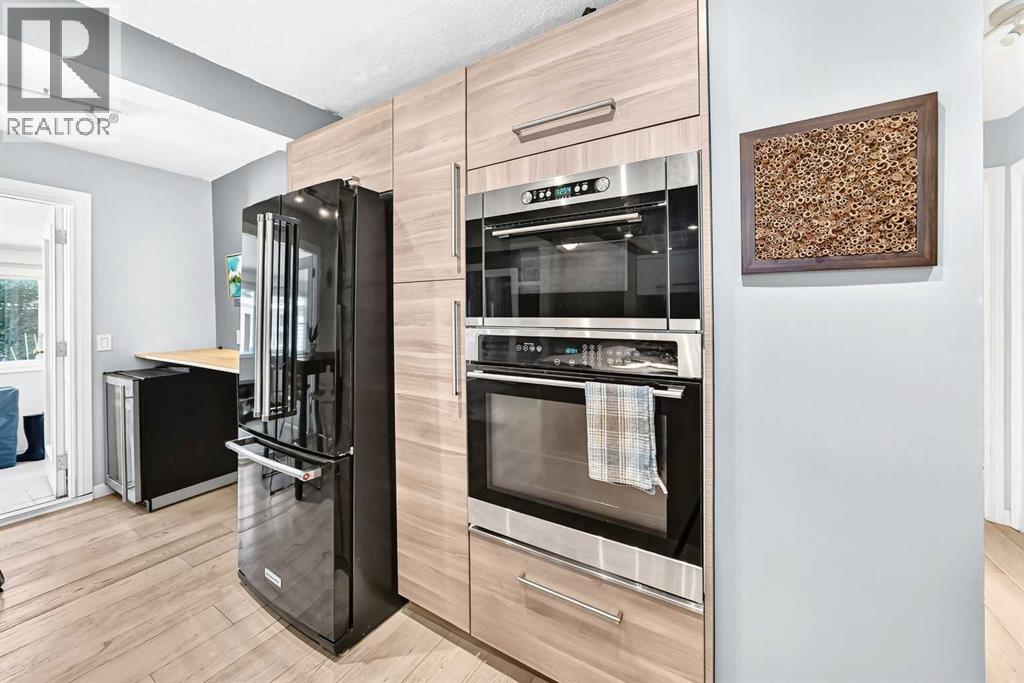 8512 33 Avenue NW - Image 8