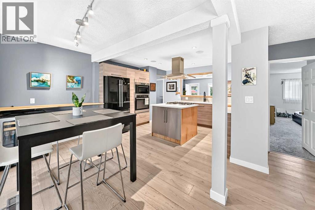 8512 33 Avenue NW - 16