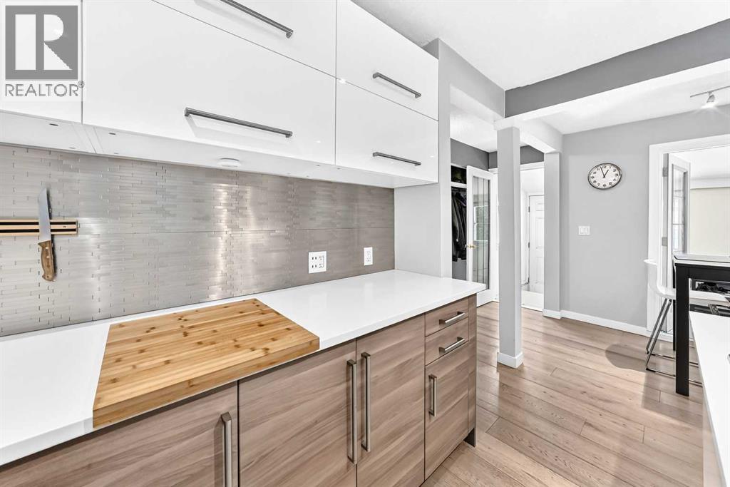 8512 33 Avenue NW - 7