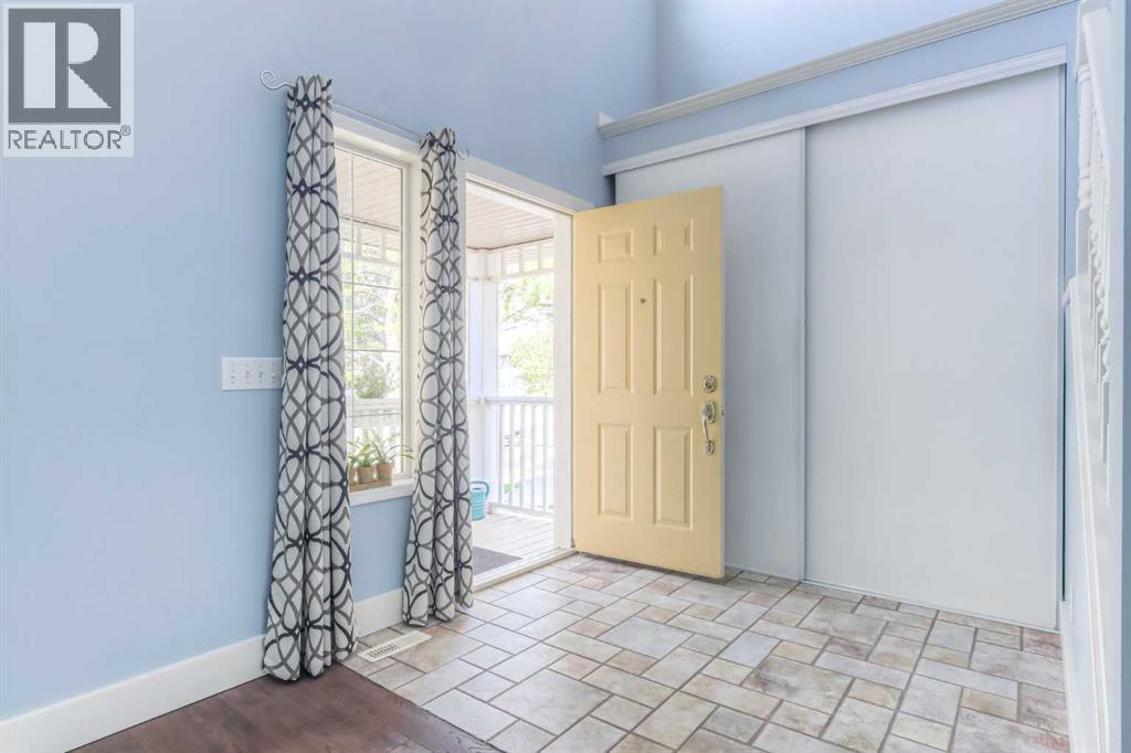 412 Springbank Place SW, Springbank Hill, Calgary photo 4
