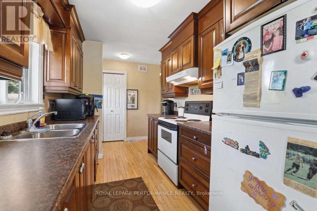 10607 Pleasant Valley Road