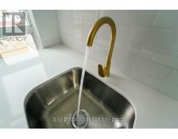 Upper - 1182 Ossington Avenue, Toronto, ON M6G3W1 Photo 13