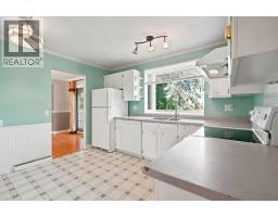 4pc Bathroom - 820 Canford Crescent Sw, Calgary, AB T2W1L2 Photo 11