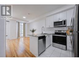 52 - 719 Lawrence Avenue W, Toronto, ON M6A0C6 Photo 6