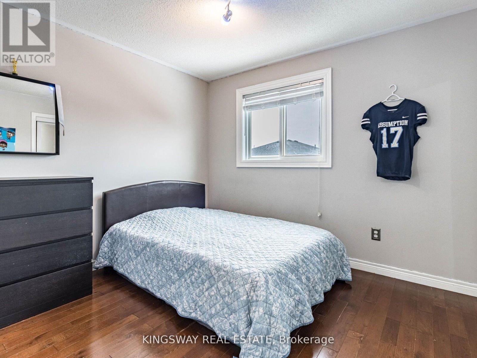 570 ENFIELD ROAD - Image 24