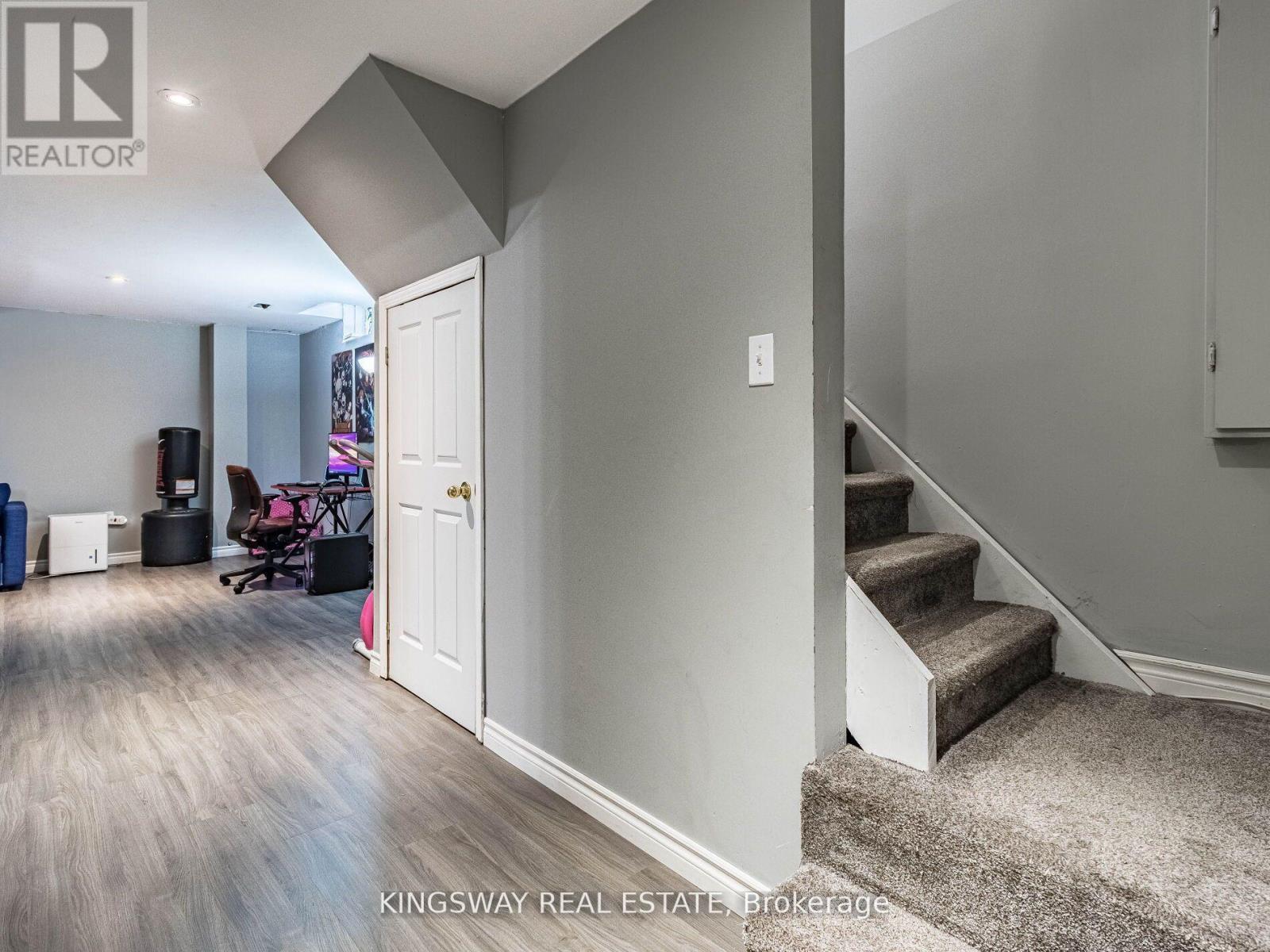570 ENFIELD ROAD - Image 31