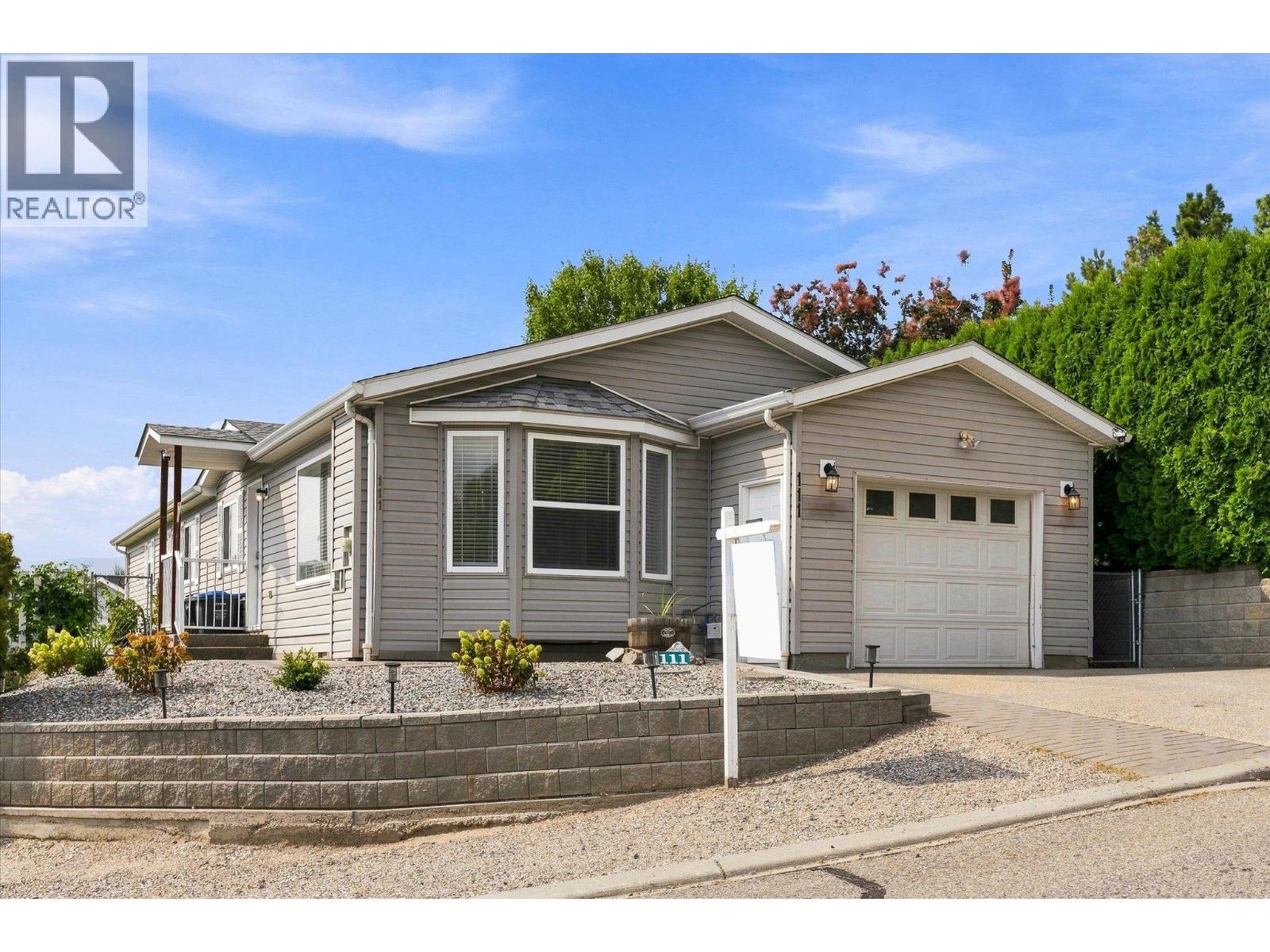 111 2550 Hollywood Road North, Kelowna
