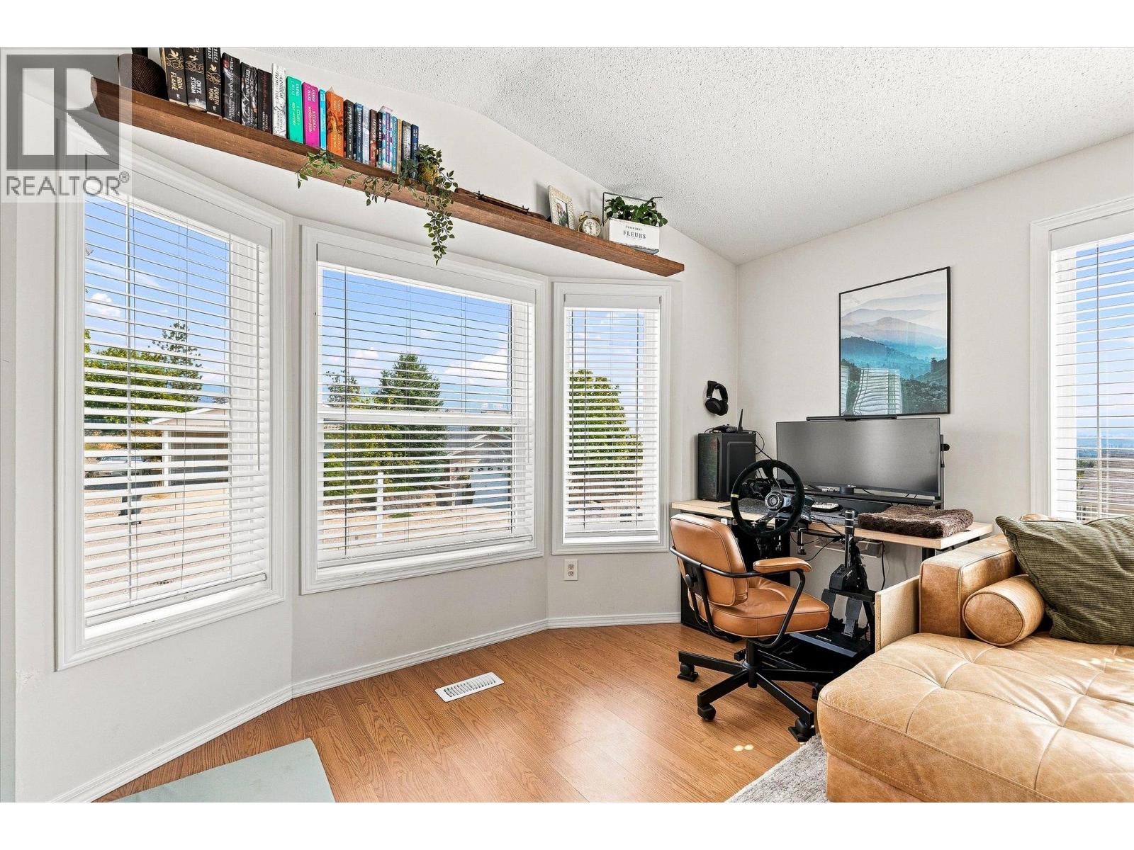 111 2550 Hollywood Road North, Kelowna