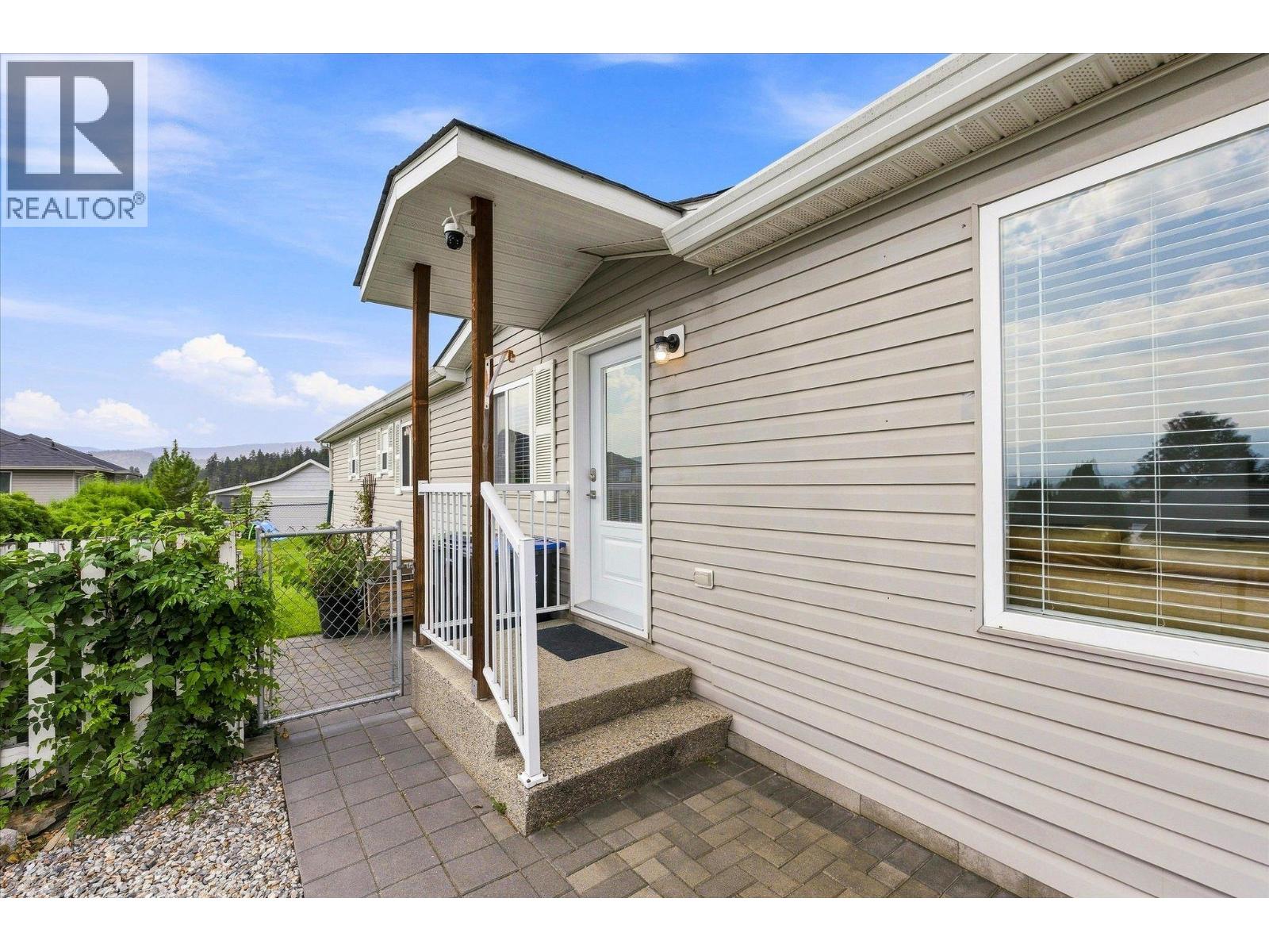 111 2550 Hollywood Road North, Kelowna