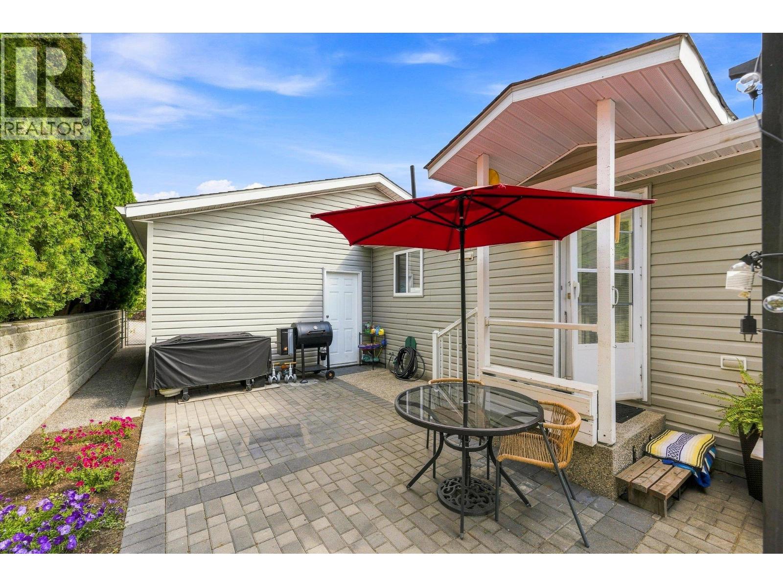 111 2550 Hollywood Road North, Kelowna