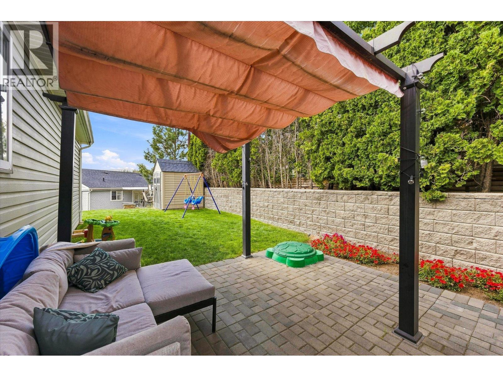111 2550 Hollywood Road North, Kelowna
