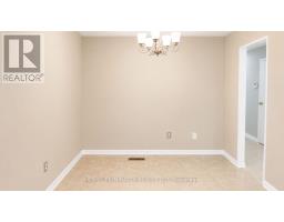 38 - 10 Holborn Court, Kitchener, ON N2A3Y9 Photo 23
