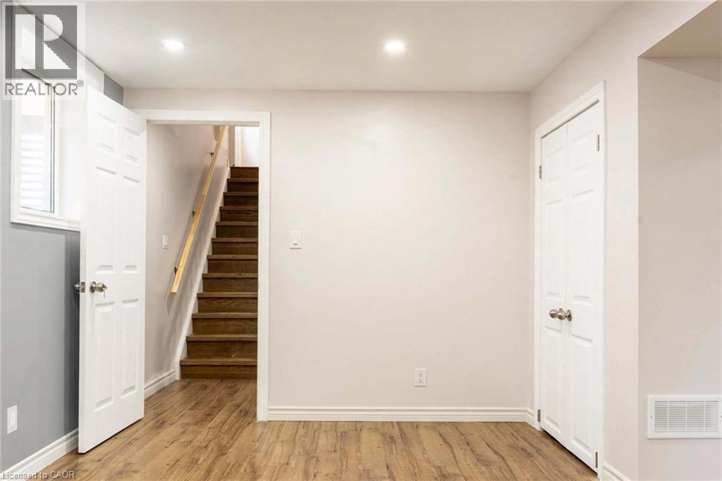 53 CREEK RIDGE Street — photo 3