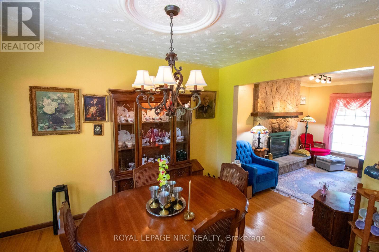 34 WOODINGTON PLACE - 24