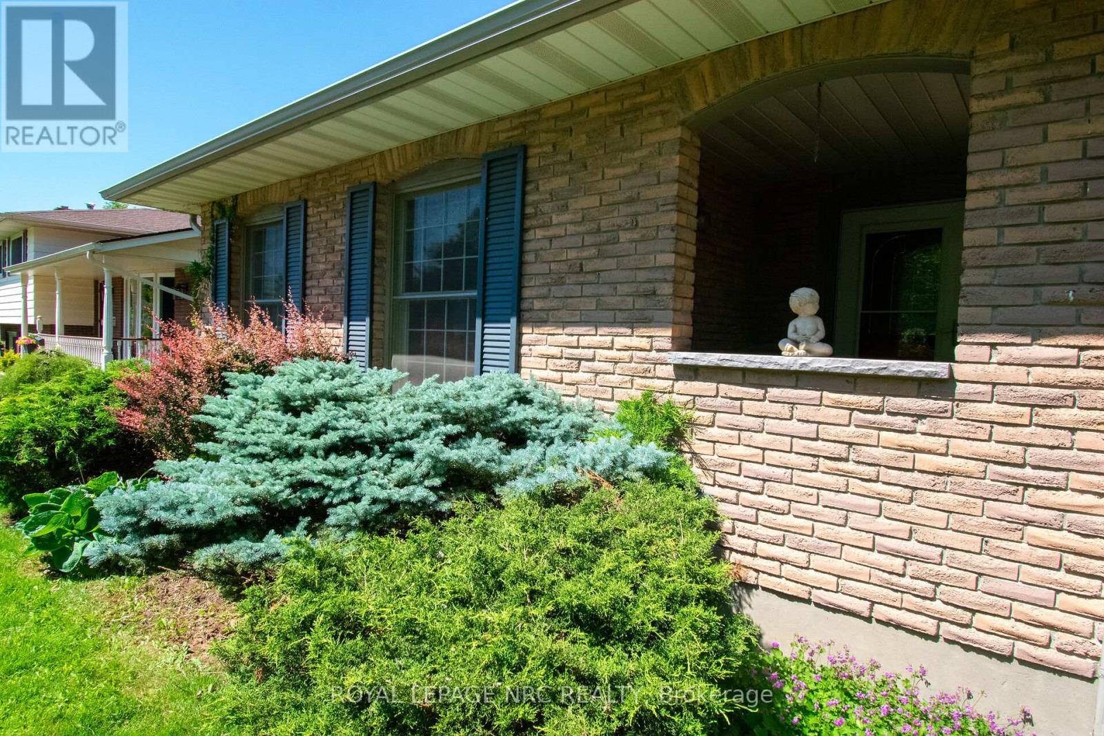 34 WOODINGTON PLACE - 3