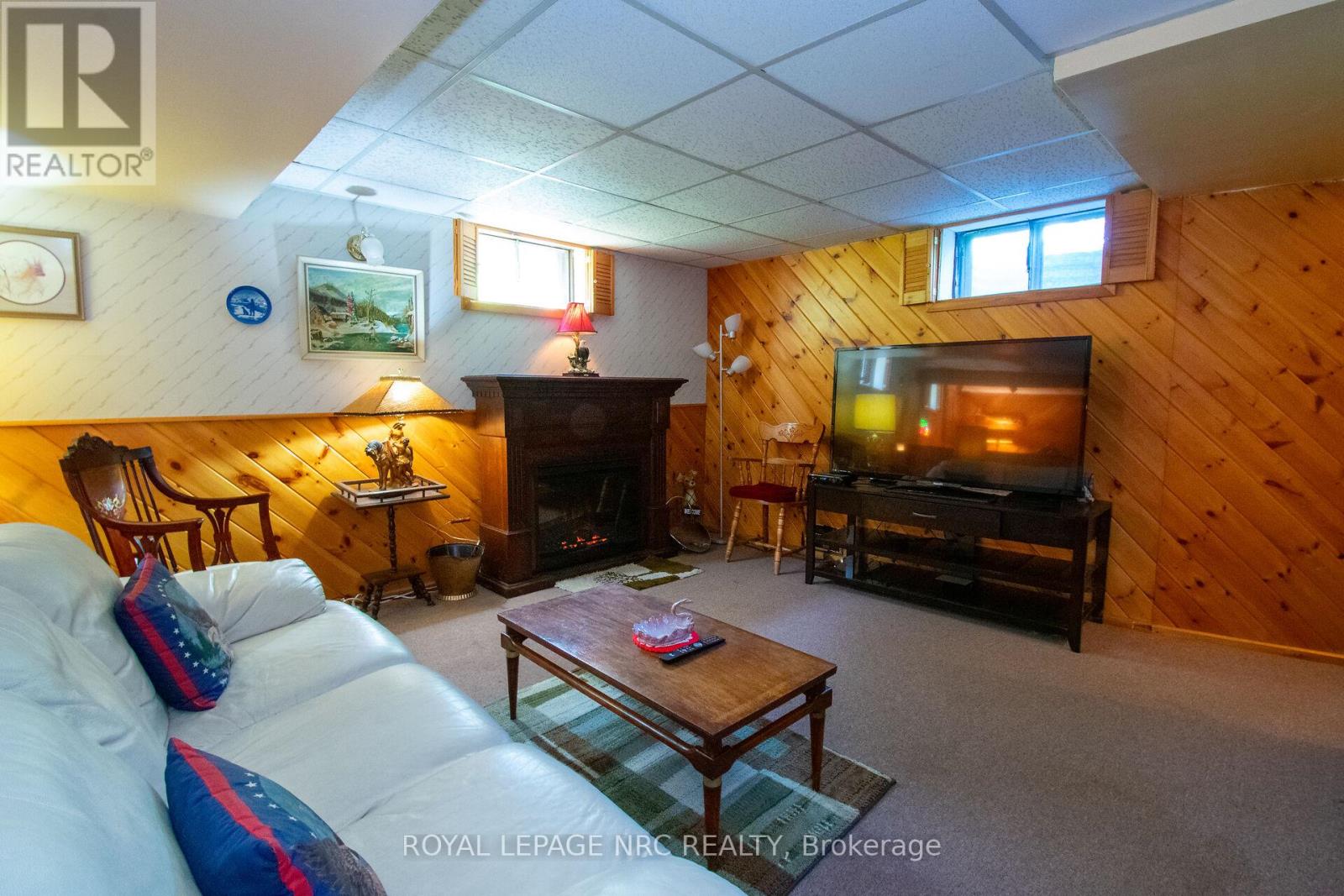 34 WOODINGTON PLACE - 40