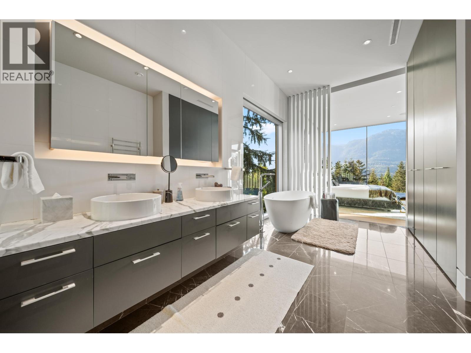 2980 TRAIL'S END LANE, Whistler