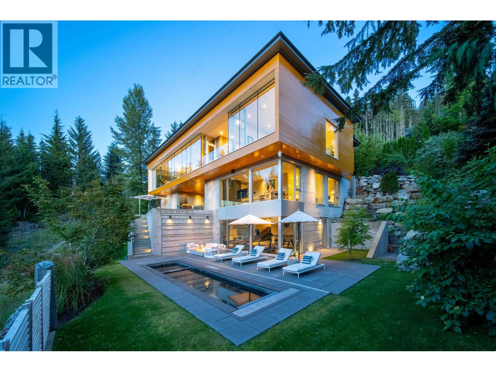 2980 TRAIL'S END Lane, Whistler, British Columbia, V8E0L6, Whistler, British Columbia — photo 2 of 5