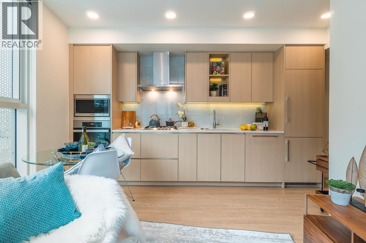 #1081 87 NELSON Street, Vancouver, British Columbia, V6Z0E8, Vancouver, British Columbia — photo 3 of 5