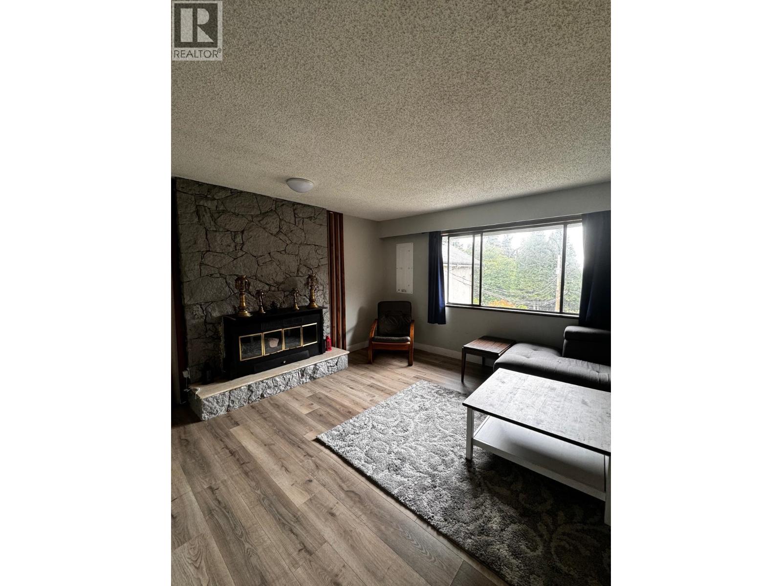 2205 NINTH AVENUE, New Westminster - Image 1