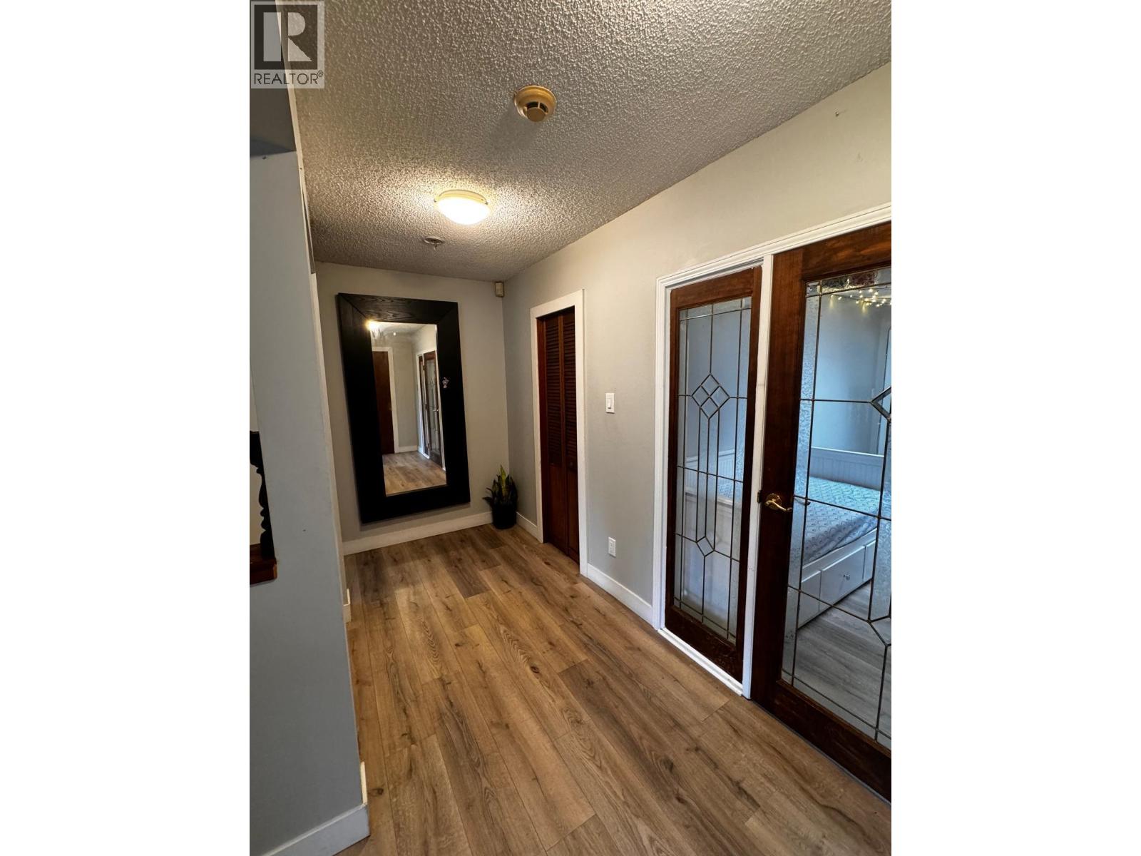 2205 NINTH AVENUE, New Westminster - Image 1