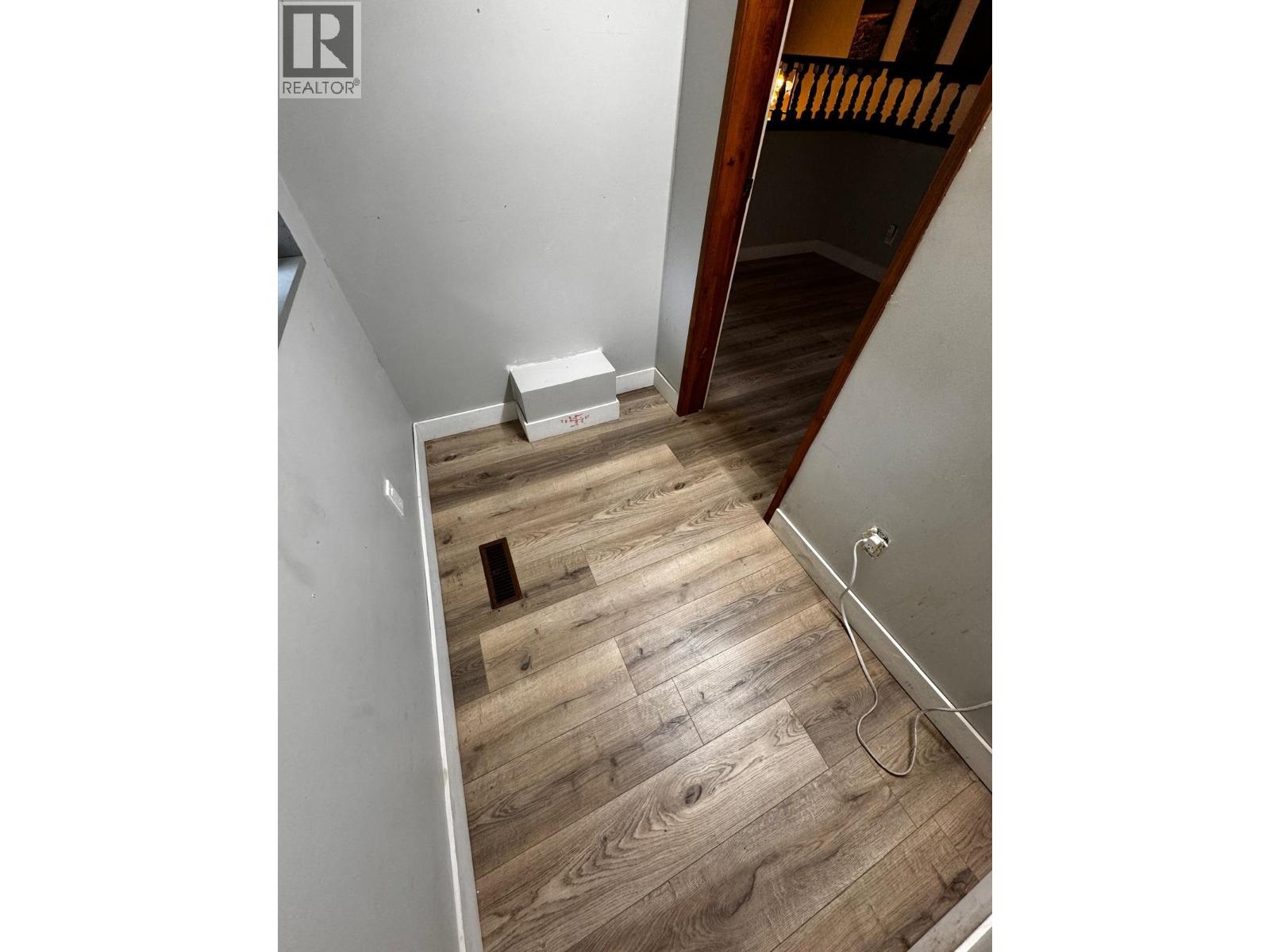 2205 NINTH AVENUE, New Westminster - Image 1