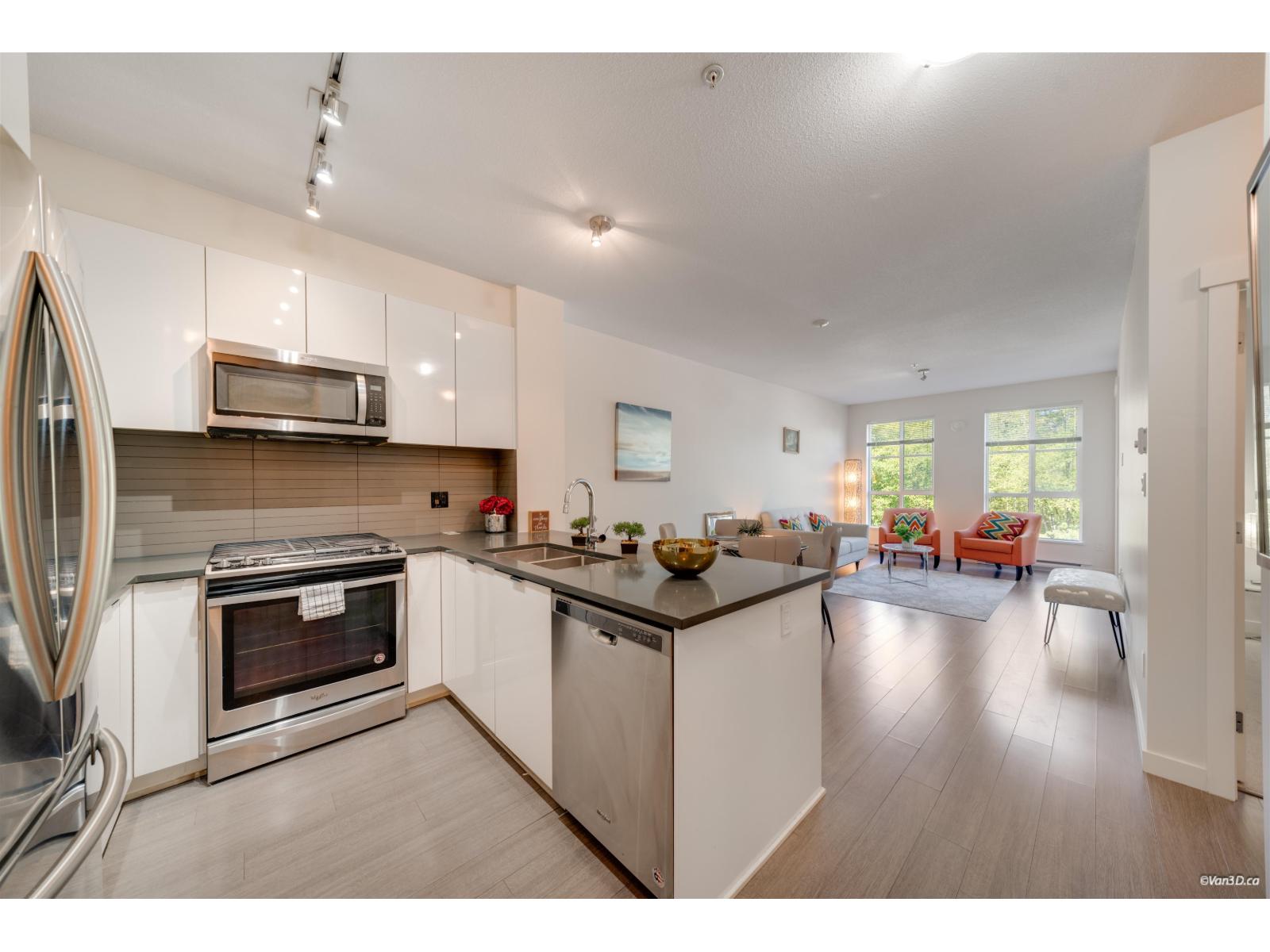 #212 15138 34TH Avenue, Surrey, British Columbia, V3Z0Y5, Surrey, British Columbia — photo 4 of 5