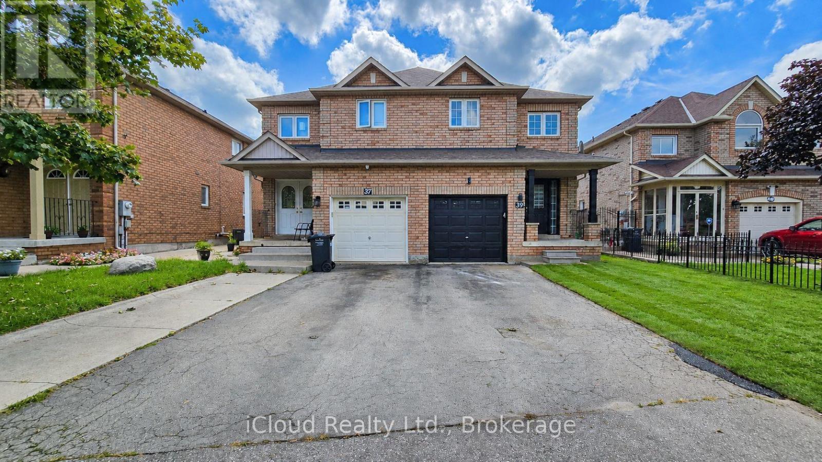 39 MANETT CRESCENT - 2