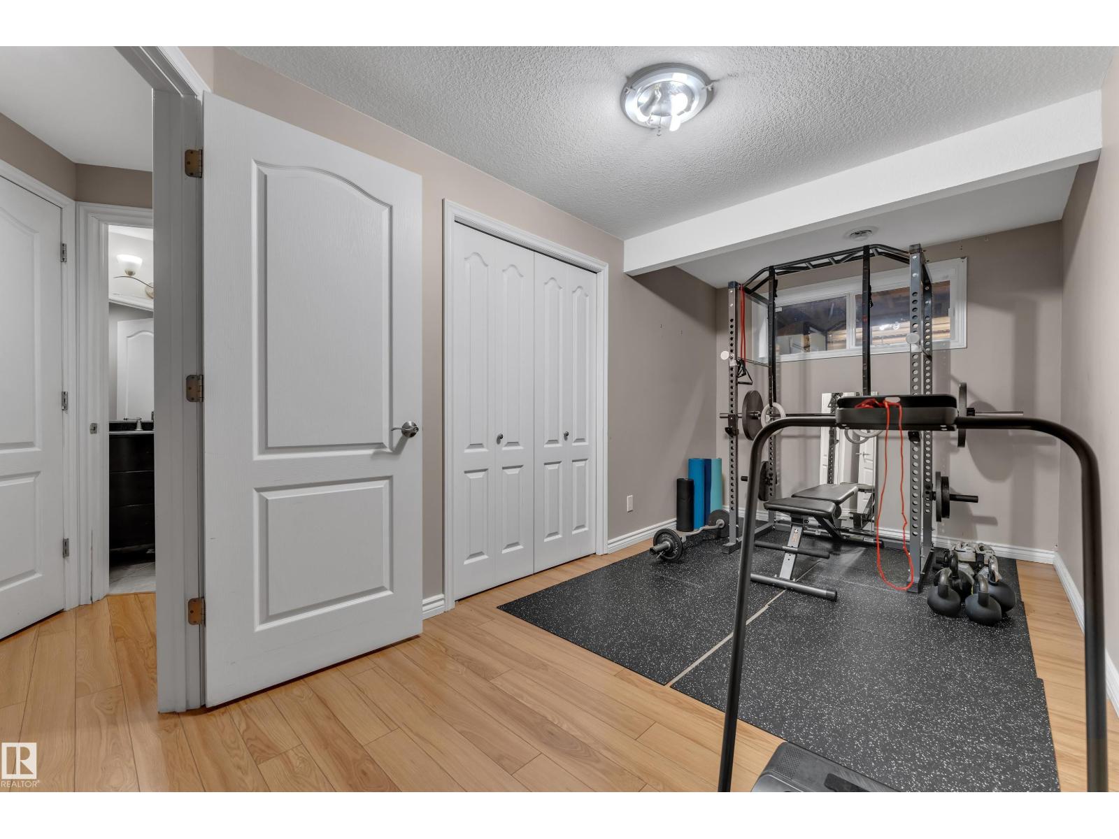 1226 MCALLISTER WY SW - 41