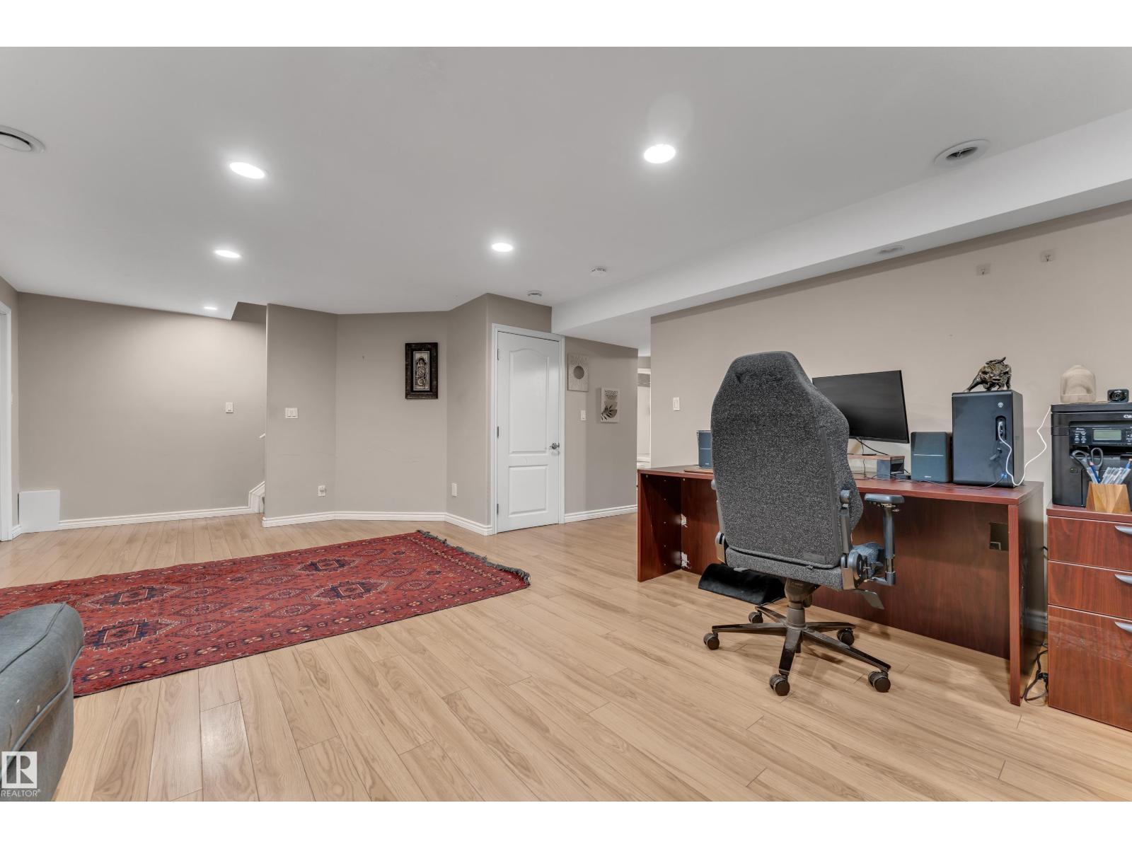 1226 MCALLISTER WY SW - 45