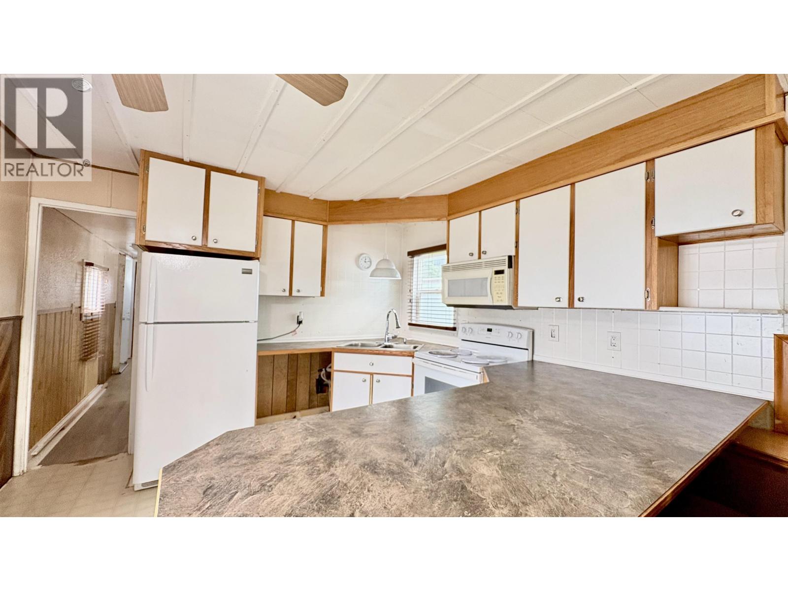 #2 8474 BUNCE ROAD - 6