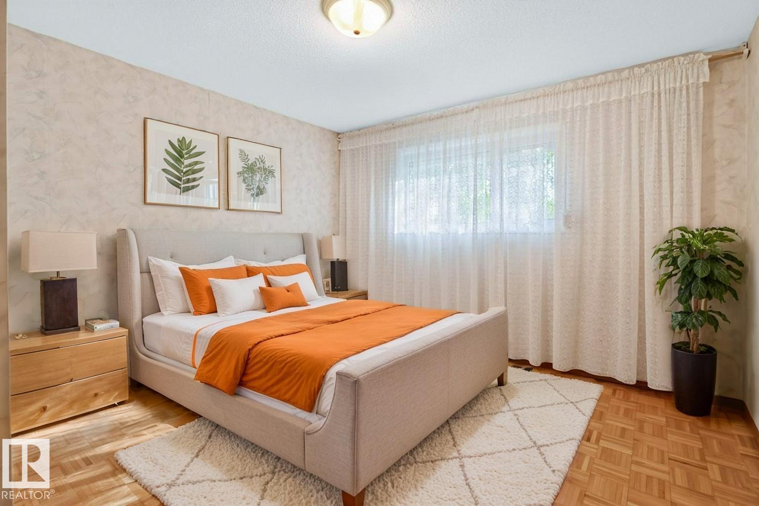 11042 152 ST NW - 21