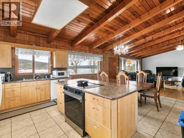 4 & 6 NISUTLIN DRIVE - Image 11