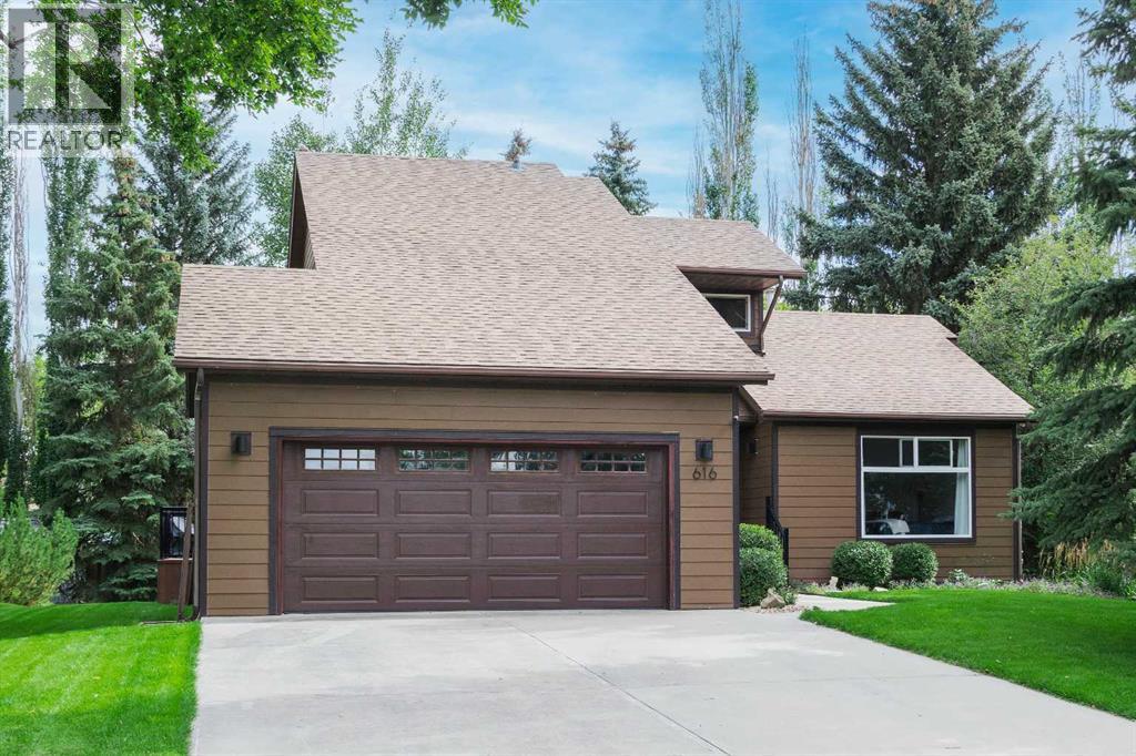 616 Memorial Avenue, Vulcan, Alberta, T0L2B0