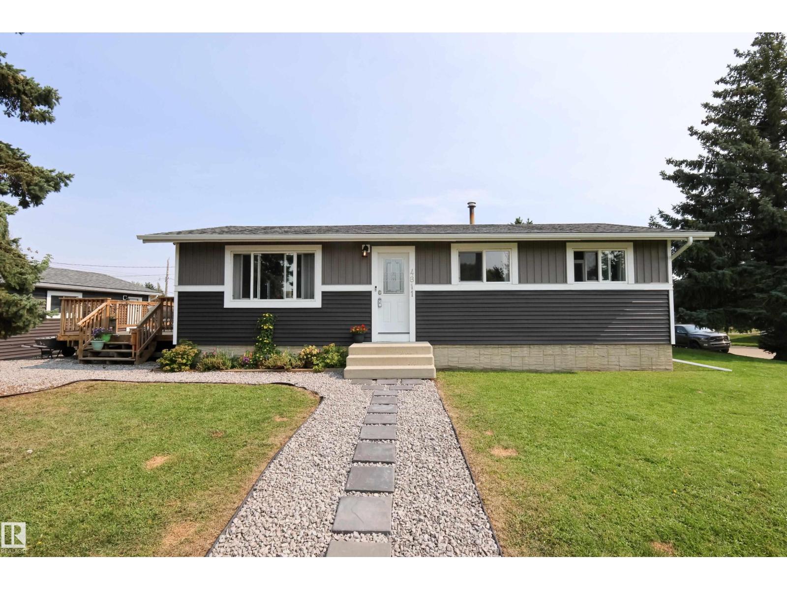 4811 50 ST, Legal, Alberta, T0G1L0